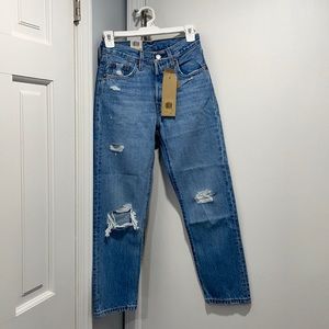 Levi jeans